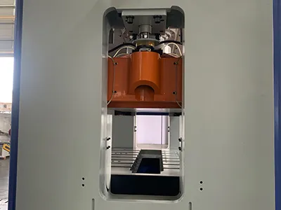Feeding inlet